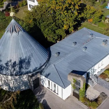 dreamcation - Ehemaliges Pfarrhaus, 3D-Tour, 4 SZ, Terrasse, BBQ, Küche, Garten, 140qm Kelheim Exterior foto