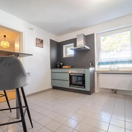 dreamcation - Ehemaliges Pfarrhaus, 3D-Tour, 4 SZ, Terrasse, BBQ, Küche, Garten, 140qm Kelheim Exterior foto