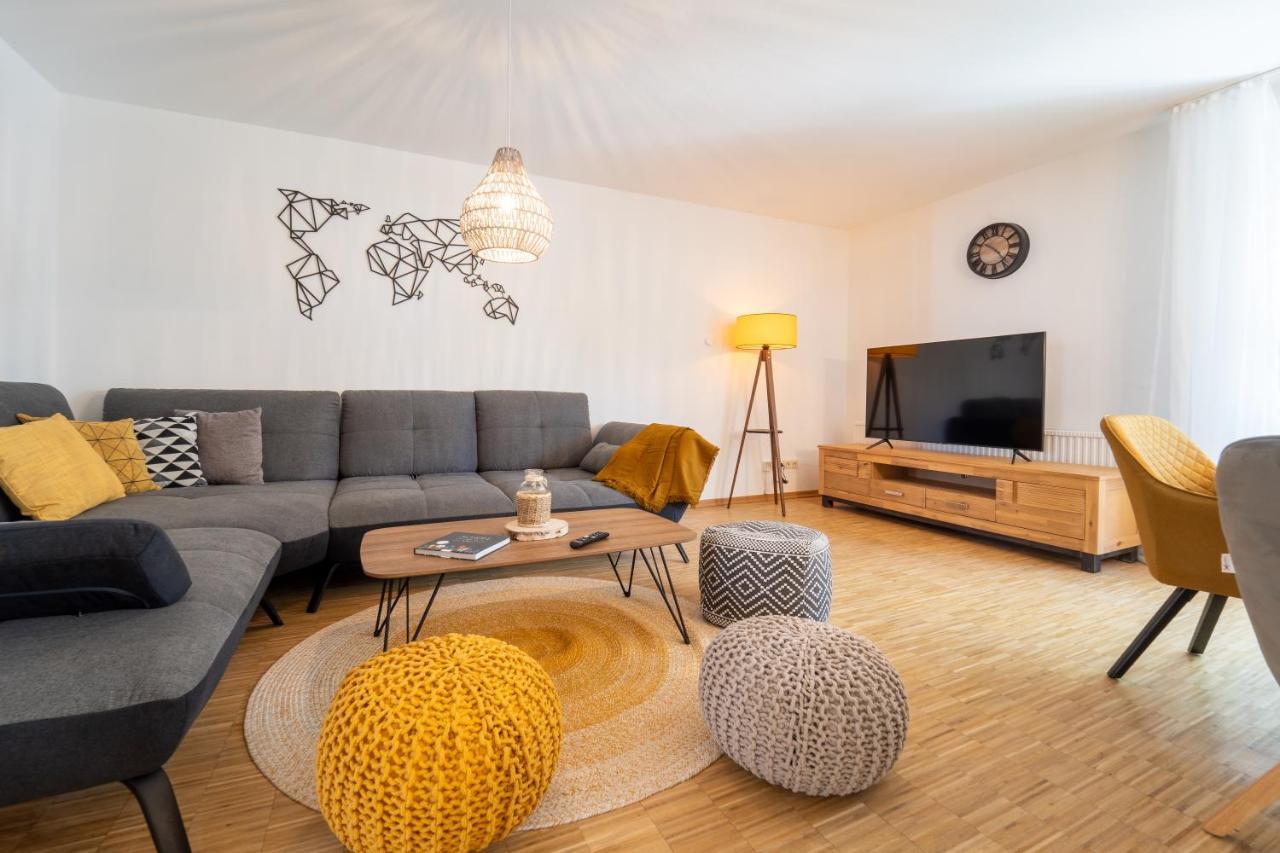 Apartment Dreamcation - Ehemaliges Pfarrhaus, 3d-tour, 4 Sz, Terrasse, Bbq, Kueche, Garten, 140qm *