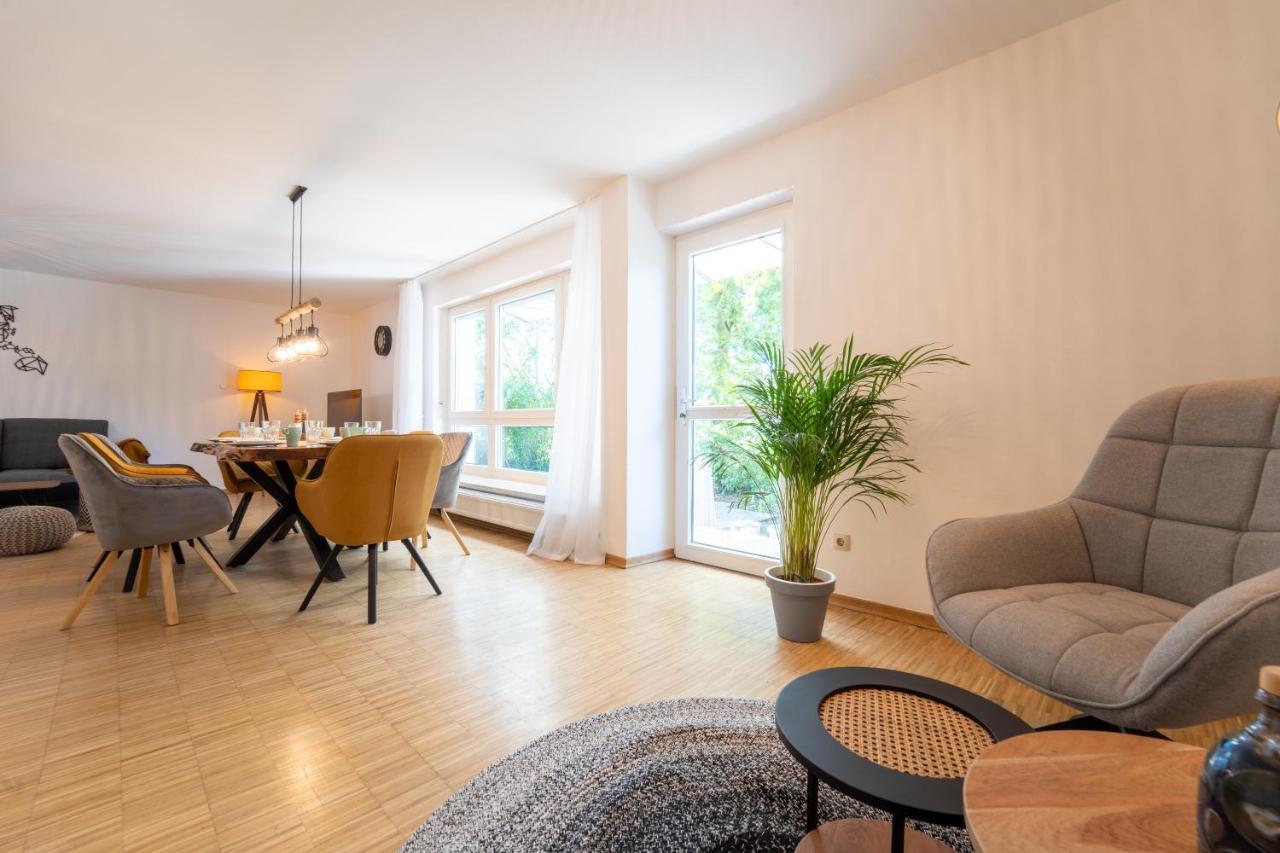 Dreamcation - Ehemaliges Pfarrhaus, 3d-tour, 4 Sz, Terrasse, Bbq, Kueche, Garten, 140qm Kelheim