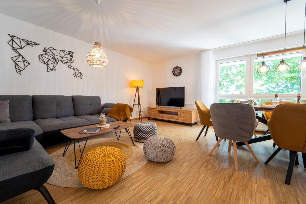 Apartment Dreamcation - Ehemaliges Pfarrhaus, 3d-tour, 4 Sz, Terrasse, Bbq, Kueche, Garten, 140qm *