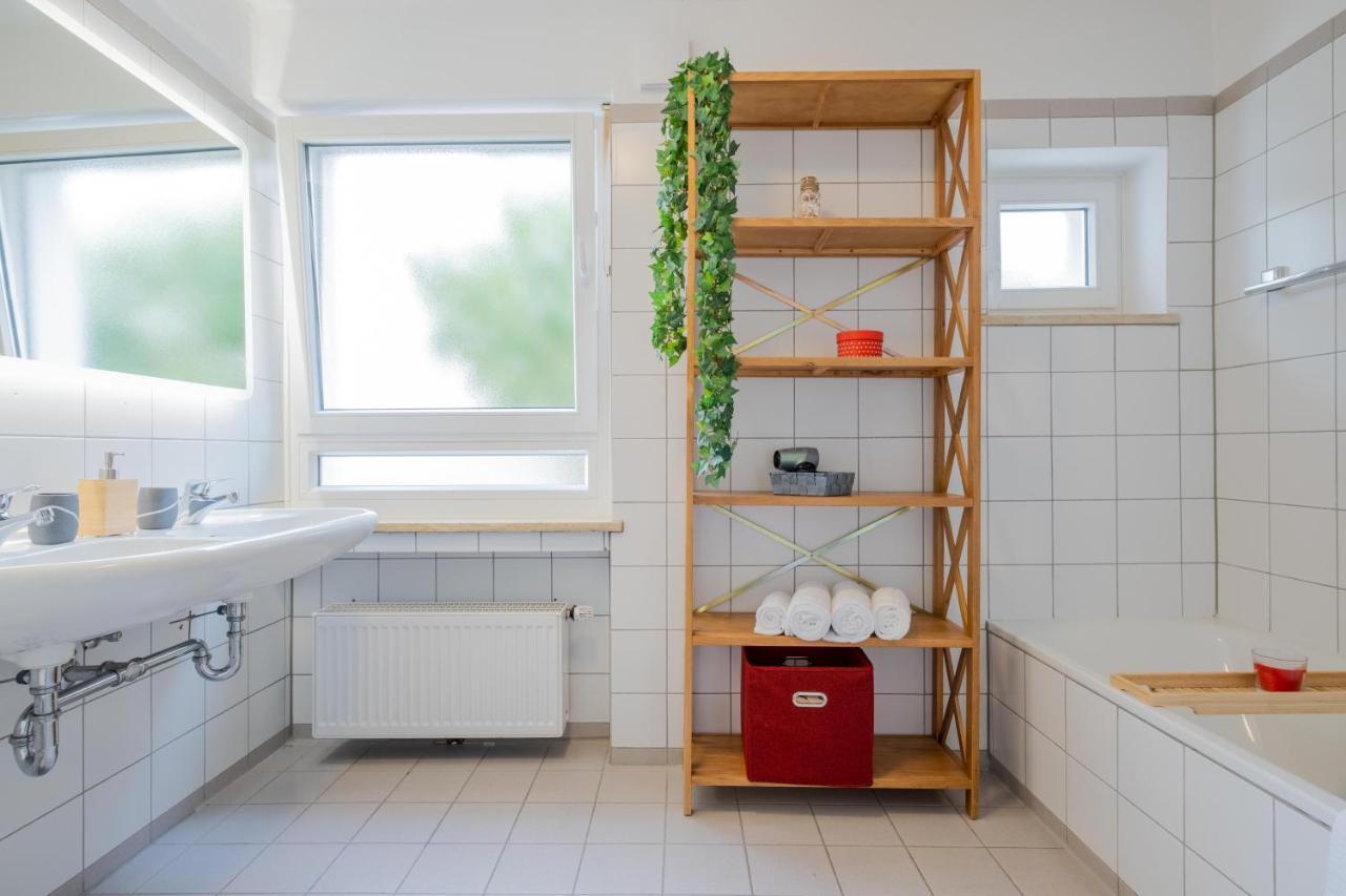 Dreamcation - Ehemaliges Pfarrhaus, 3d-tour, 4 Sz, Terrasse, Bbq, Kueche, Garten, 140qm *